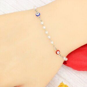 "Trendy Handmade Bracelet – A Thoughtful Gift for Girls & Women | UNVRC1395